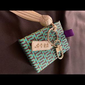 Rodan & Fields Key Ring